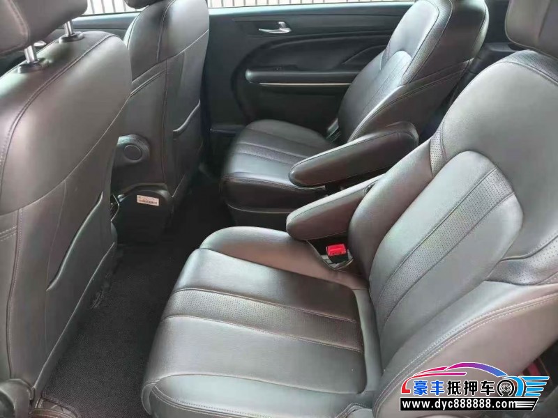 19年传祺m6轿车抵押车出售