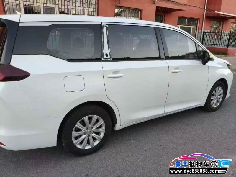 19年传祺m6轿车抵押车出售