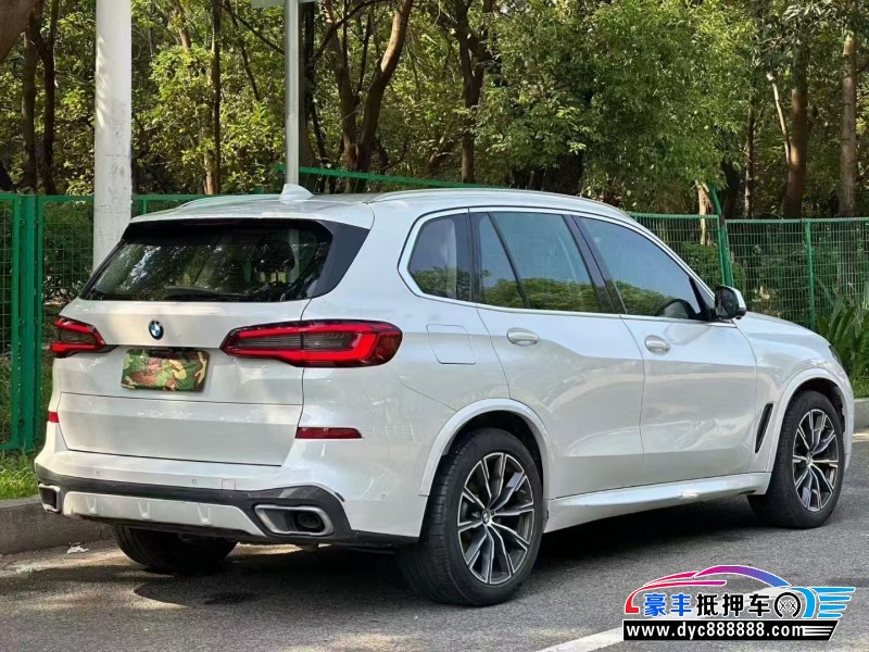 19年宝马X5轿车抵押车出售