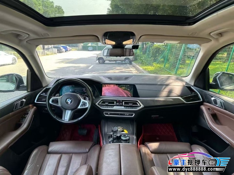 19年宝马X5轿车抵押车出售