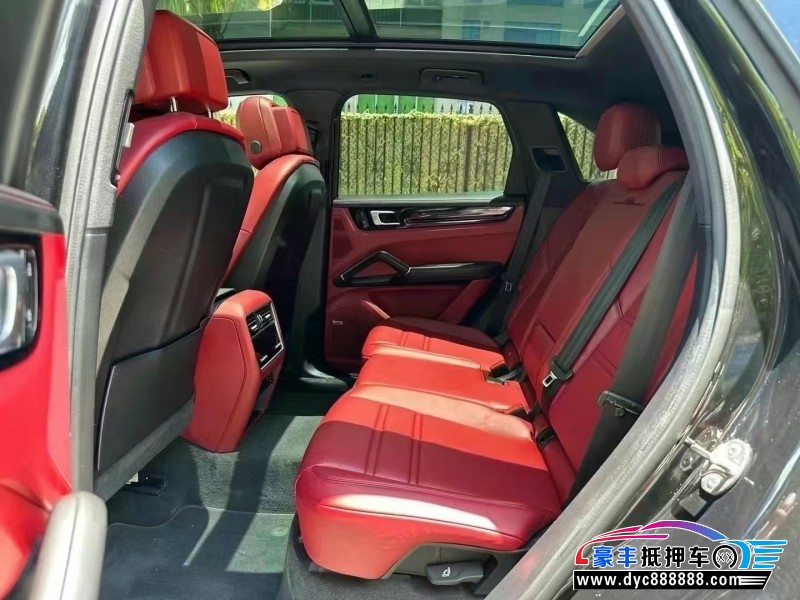 22年保时捷卡宴轿车抵押车出售