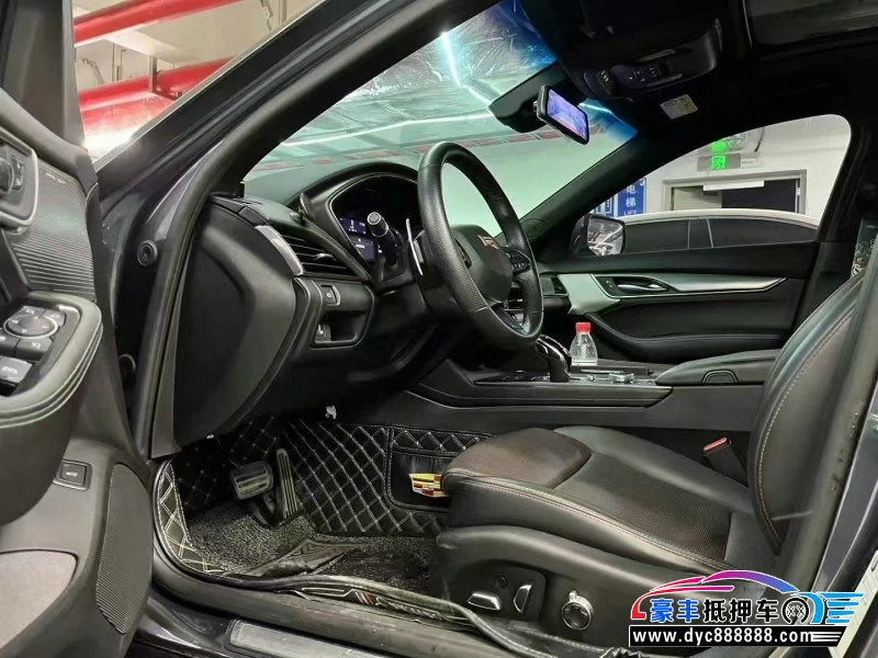 21年凯迪拉克CT5轿车抵押车出售