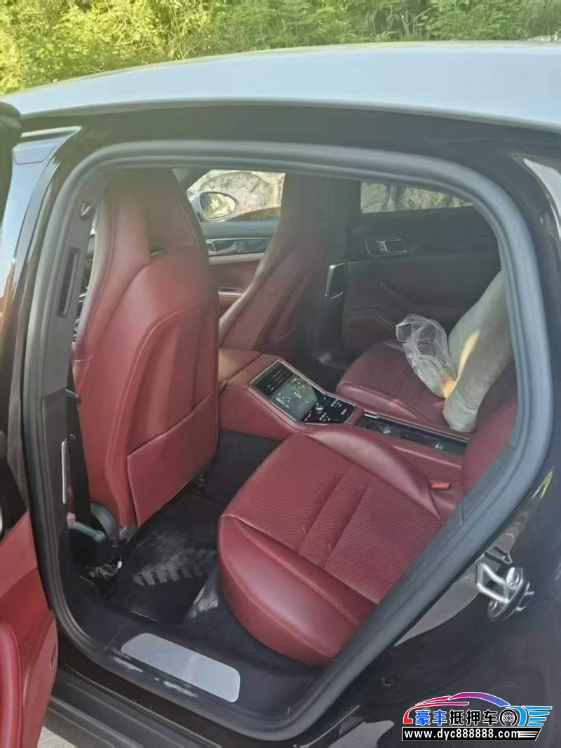 17年保时捷帕纳梅拉轿车抵押车出售