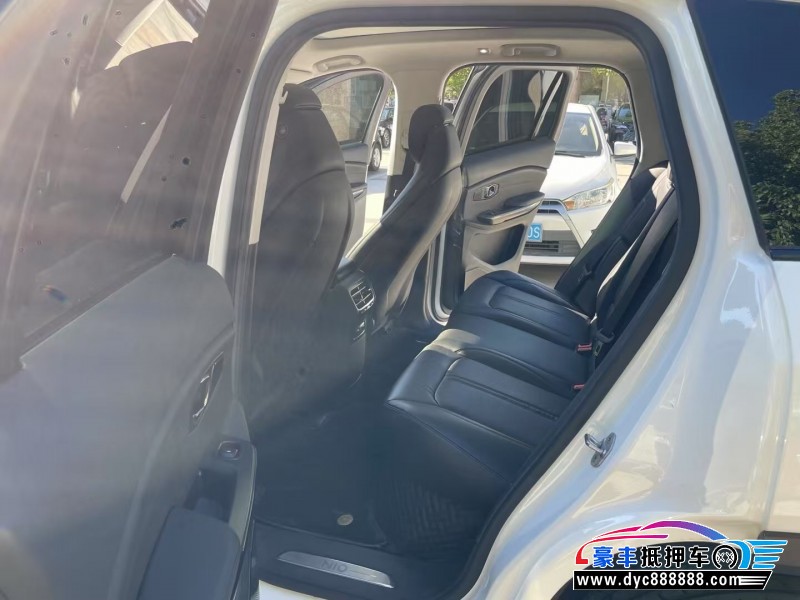 21年蔚来ES6轿车抵押车出售