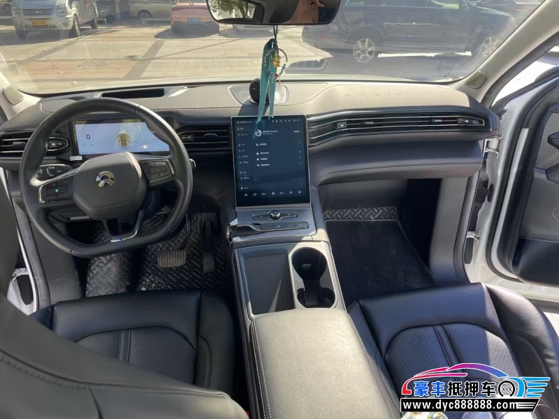 21年蔚来ES6轿车抵押车出售