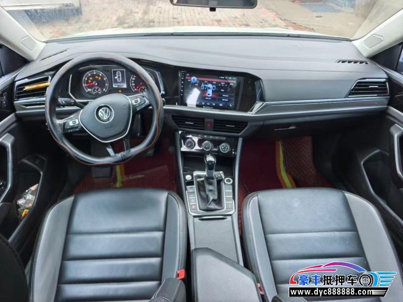 20年大众速腾轿车抵押车出售