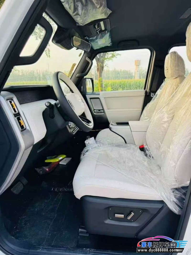 25年奇瑞爱卡轿车抵押车出售