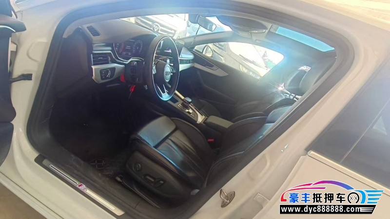 23年奥迪A4L轿车抵押车出售