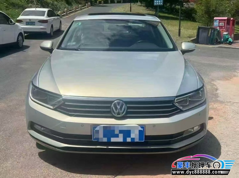 17年大众迈腾轿车抵押车出售