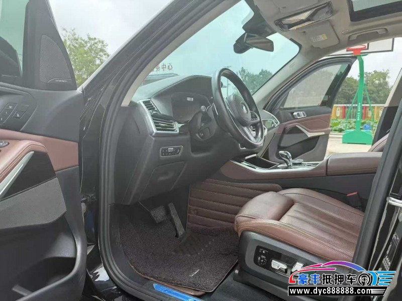 19年宝马X5轿车抵押车出售