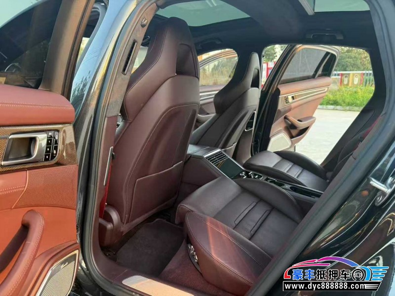 20年保时捷帕纳梅拉轿车抵押车出售