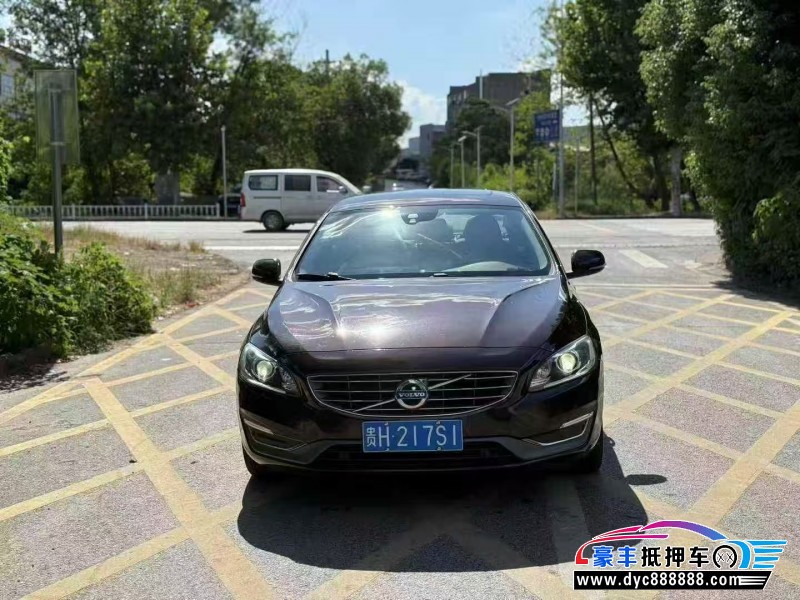 17年沃尔沃S60轿车抵押车出售