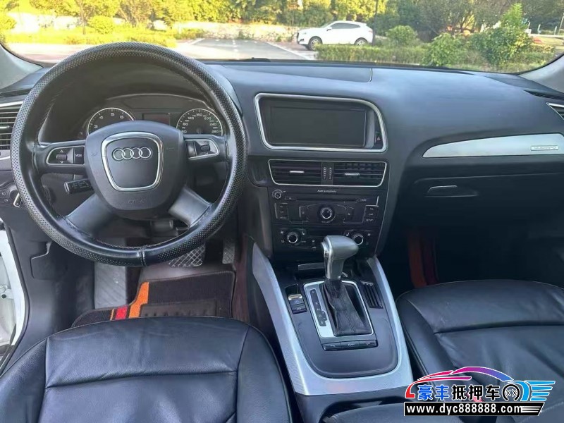 12年奥迪Q5轿车抵押车出售