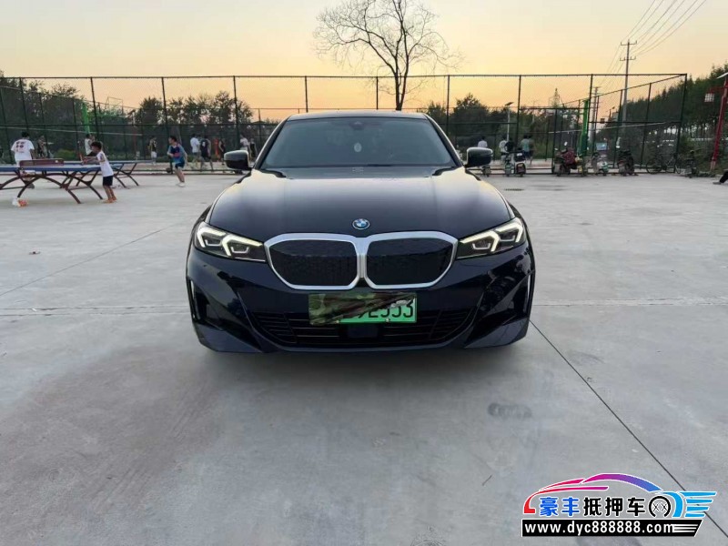 25年宝马i3轿车抵押车出售