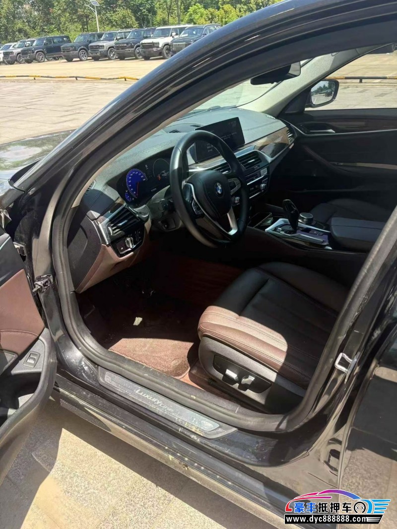 19年宝马5系轿车抵押车出售