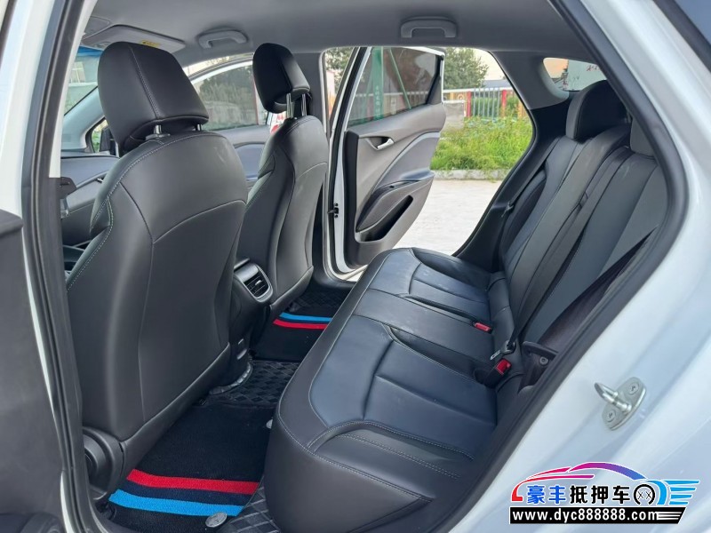 24年别克微蓝轿车抵押车出售