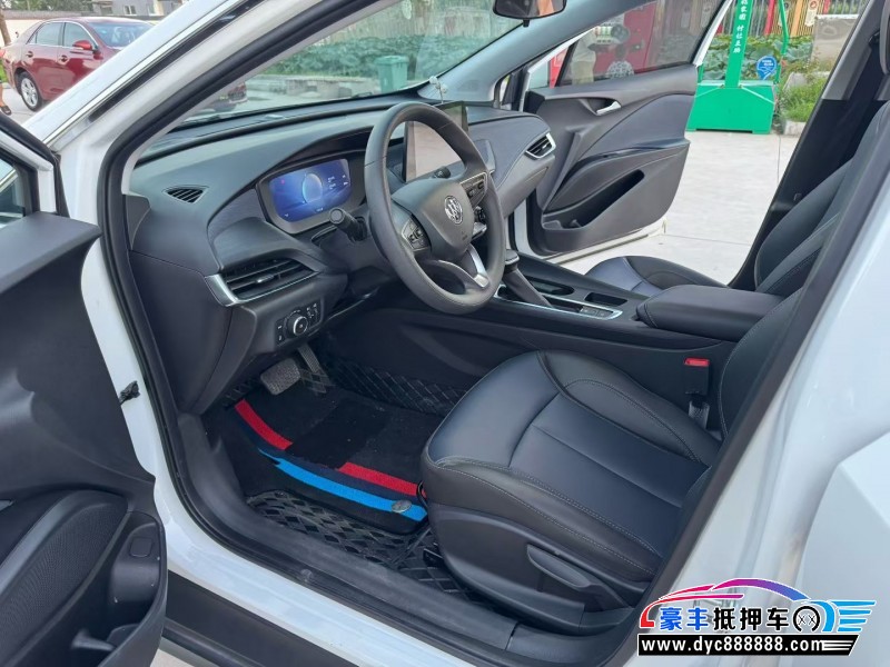 24年别克微蓝轿车抵押车出售