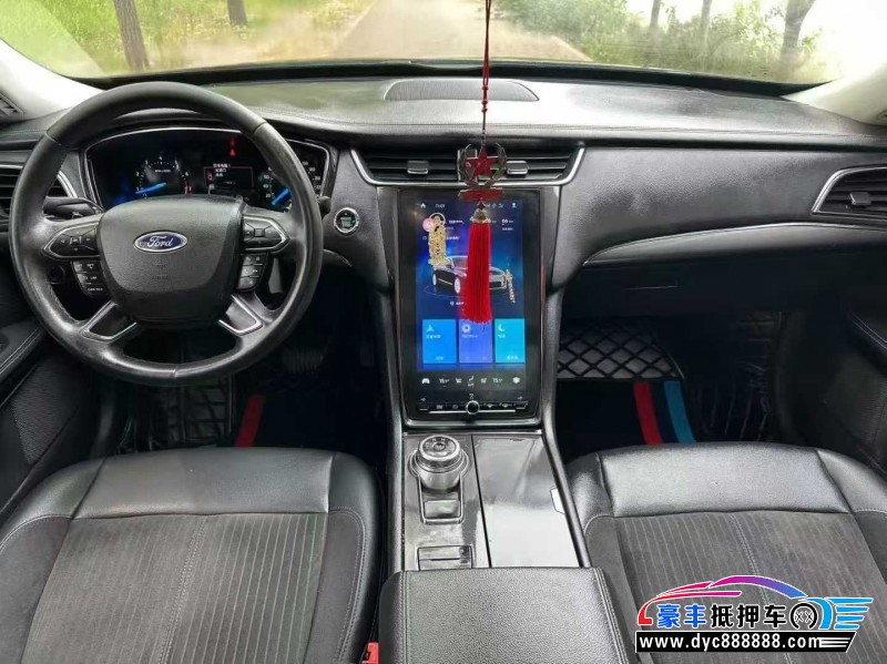 20年福特金牛座轿车抵押车出售