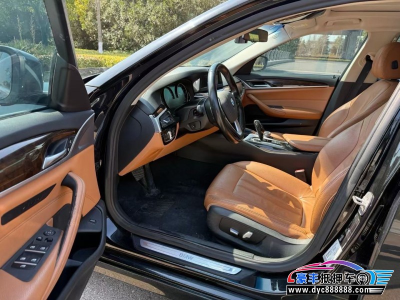 18年宝马5系轿车抵押车出售