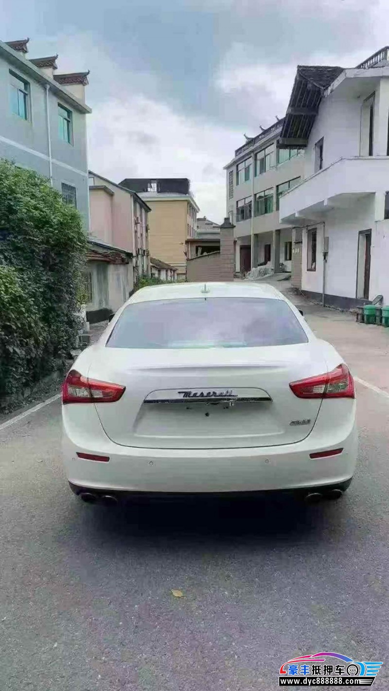 15年玛莎拉蒂Ghibli轿车抵押车出售