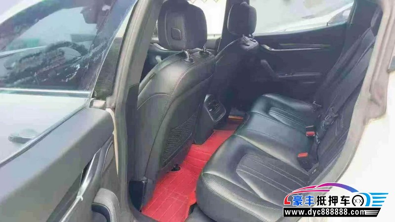 15年玛莎拉蒂Ghibli轿车抵押车出售