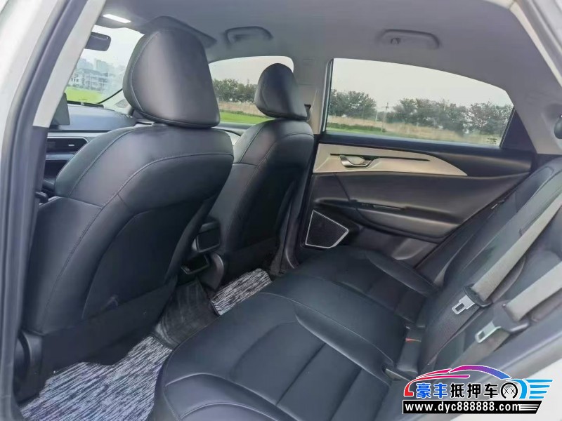 24年吉利几何轿车抵押车出售