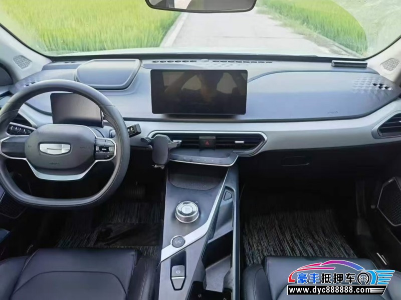 24年吉利几何轿车抵押车出售