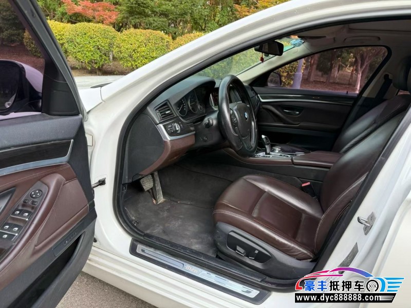 15年宝马5系轿车抵押车出售