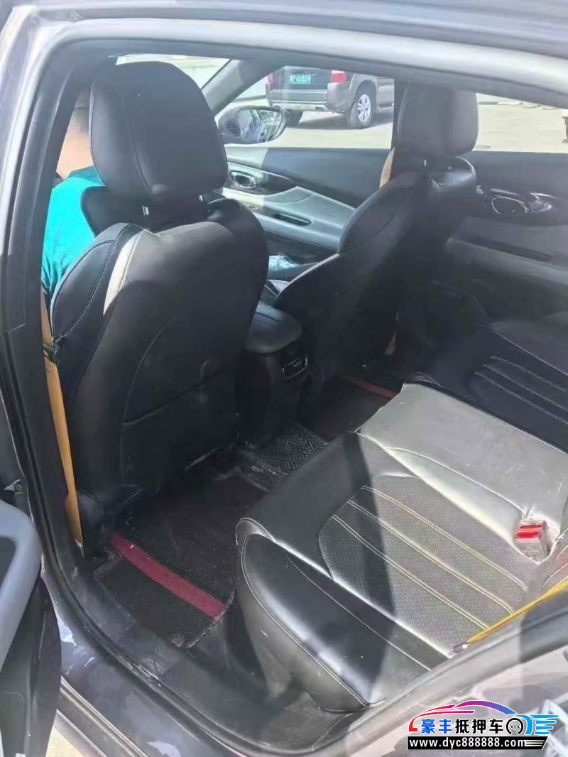 23年传祺影豹轿车抵押车出售