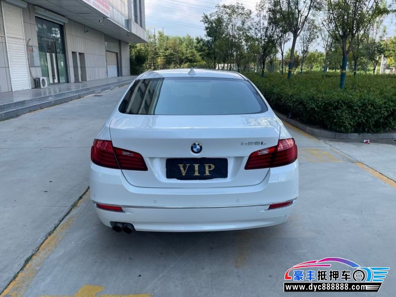 16年宝马5系轿车抵押车出售