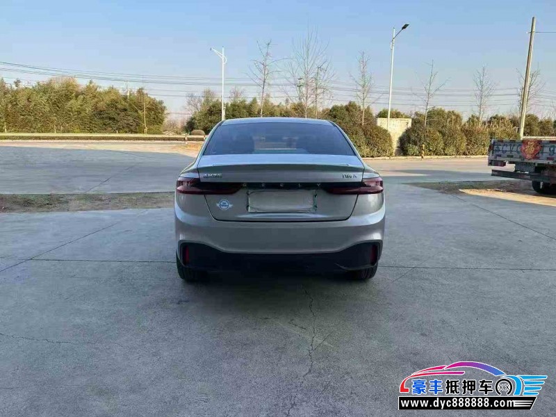 24年吉利几何轿车抵押车出售