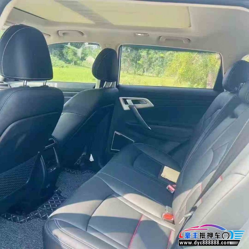 20年吉利博越轿车抵押车出售