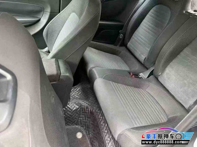 14年大众尚酷轿车抵押车出售