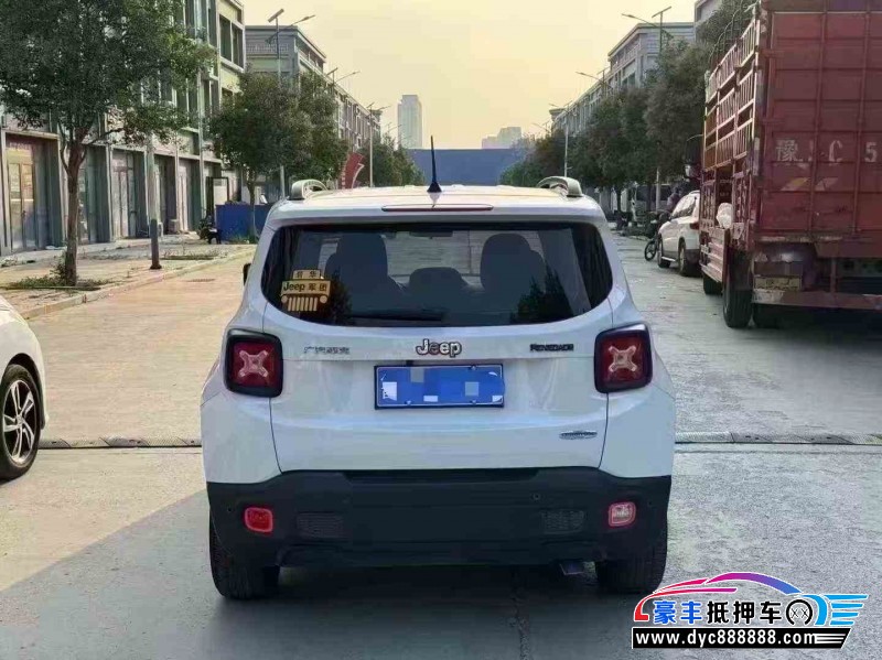 17年Jeep自由侠轿车抵押车出售