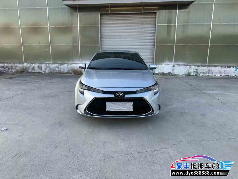 22年丰田雷凌轿车抵押车出售