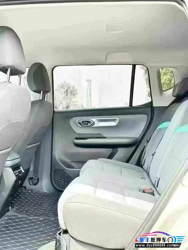 24年埃安Y70轿车抵押车出售