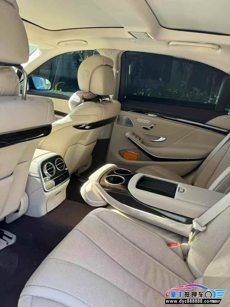 20年奔驰S轿车抵押车出售