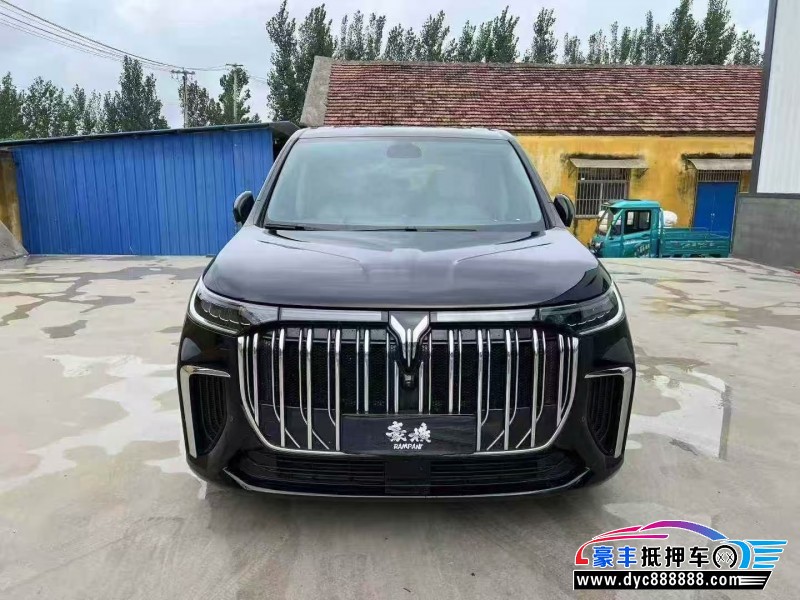 24年岚图梦想家轿车抵押车出售