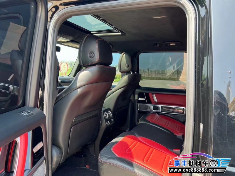 20年奔驰G轿车抵押车出售