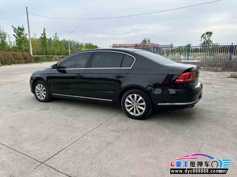 16年大众迈腾轿车抵押车出售