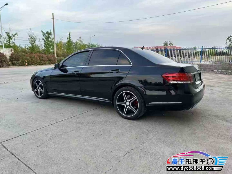 14年奔驰E轿车抵押车出售