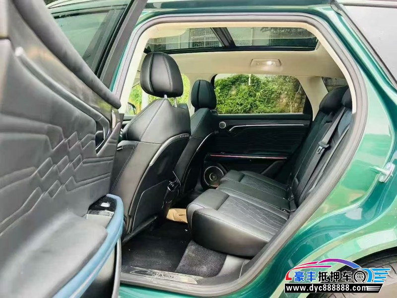 24年岚图FREE轿车抵押车出售