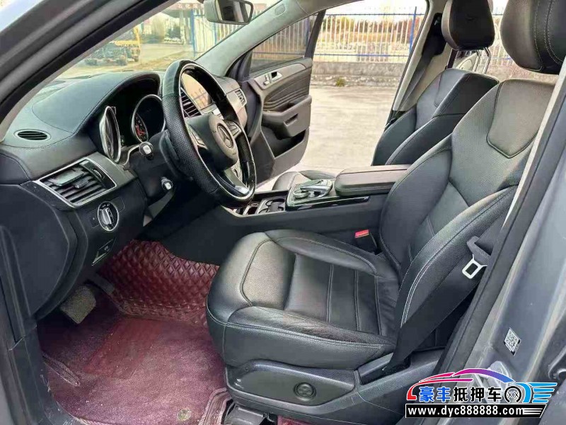 16年奔驰GLE轿车抵押车出售