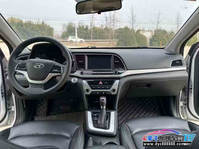 19年现代领动轿车抵押车出售