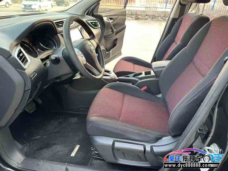 16年日产逍客轿车抵押车出售