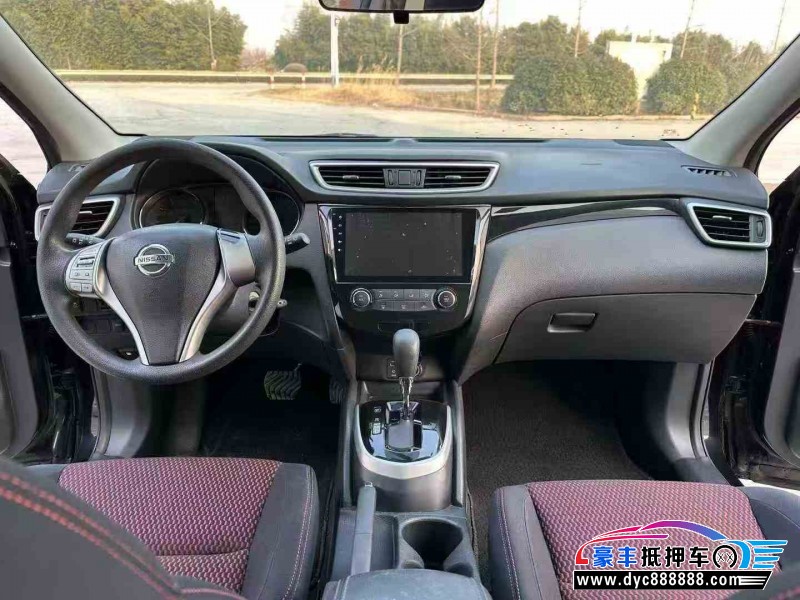 16年日产逍客轿车抵押车出售