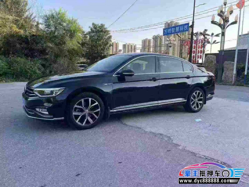 21年大众迈腾轿车抵押车出售