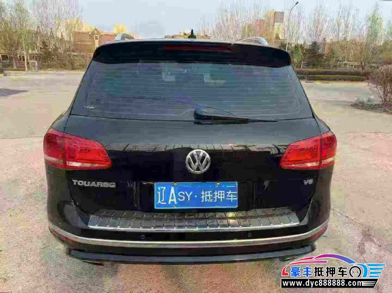 17年大众途锐轿车抵押车出售