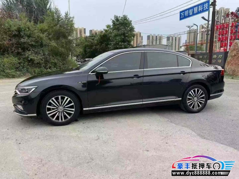 21年大众迈腾轿车抵押车出售