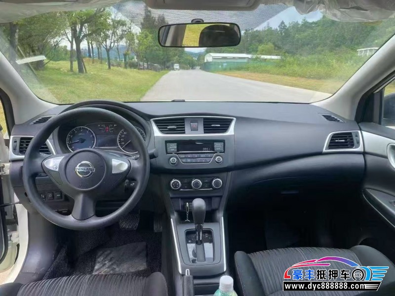 24年日产轩逸轿车抵押车出售